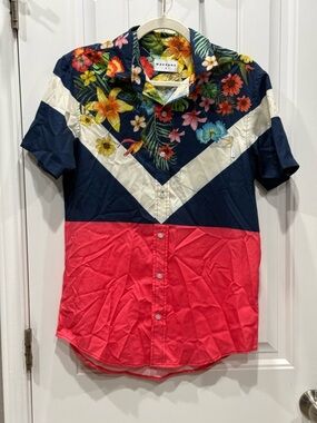Mavrans Men’s Size SM Recycled Polyester Floral Colorblock Button Up Shirt EUC